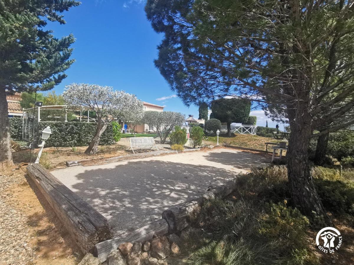 Les Hotes De La Combe Mouis Creissan Exterior foto